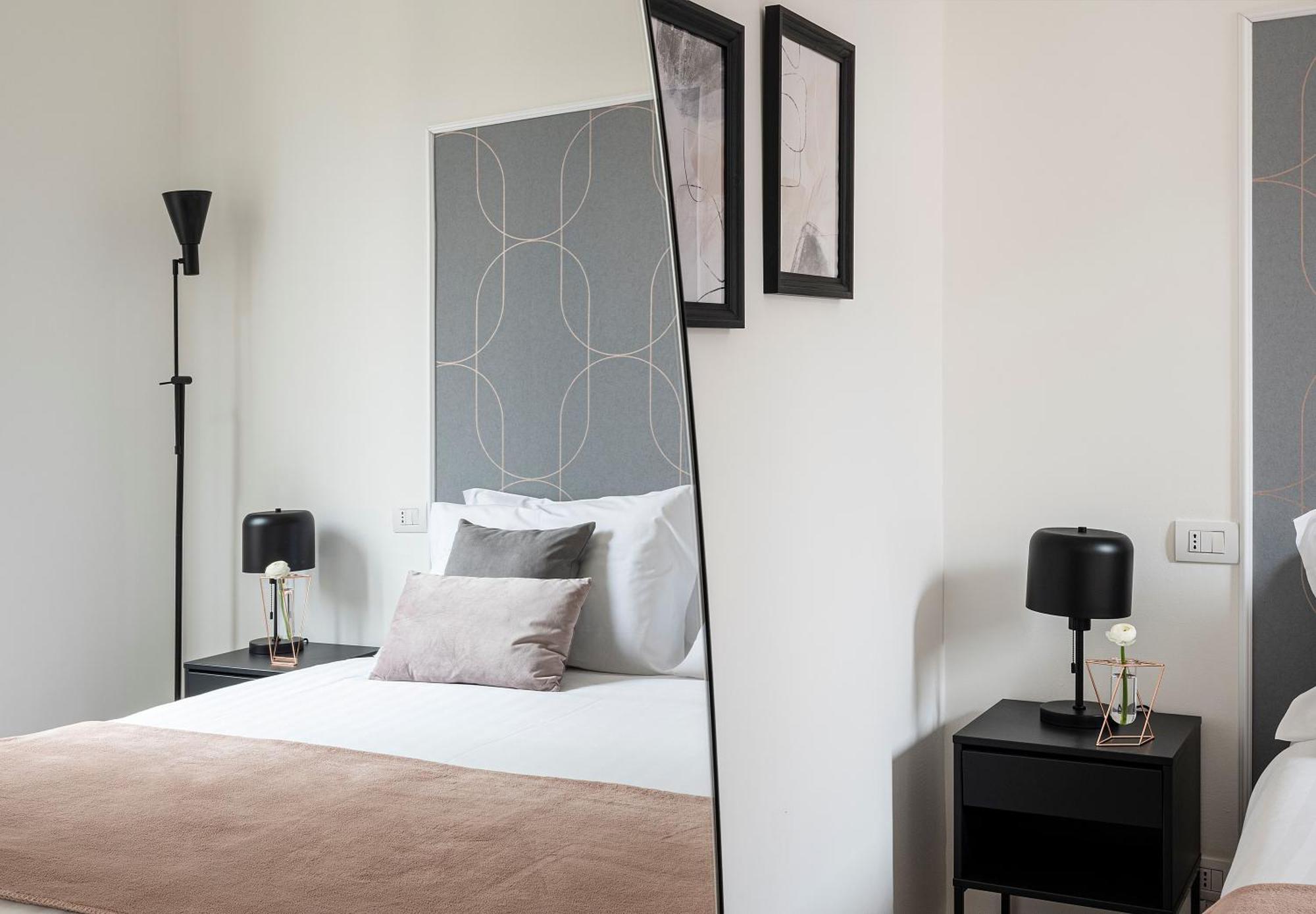 Easylife - Suite In Porta Venezia Milan Exterior photo